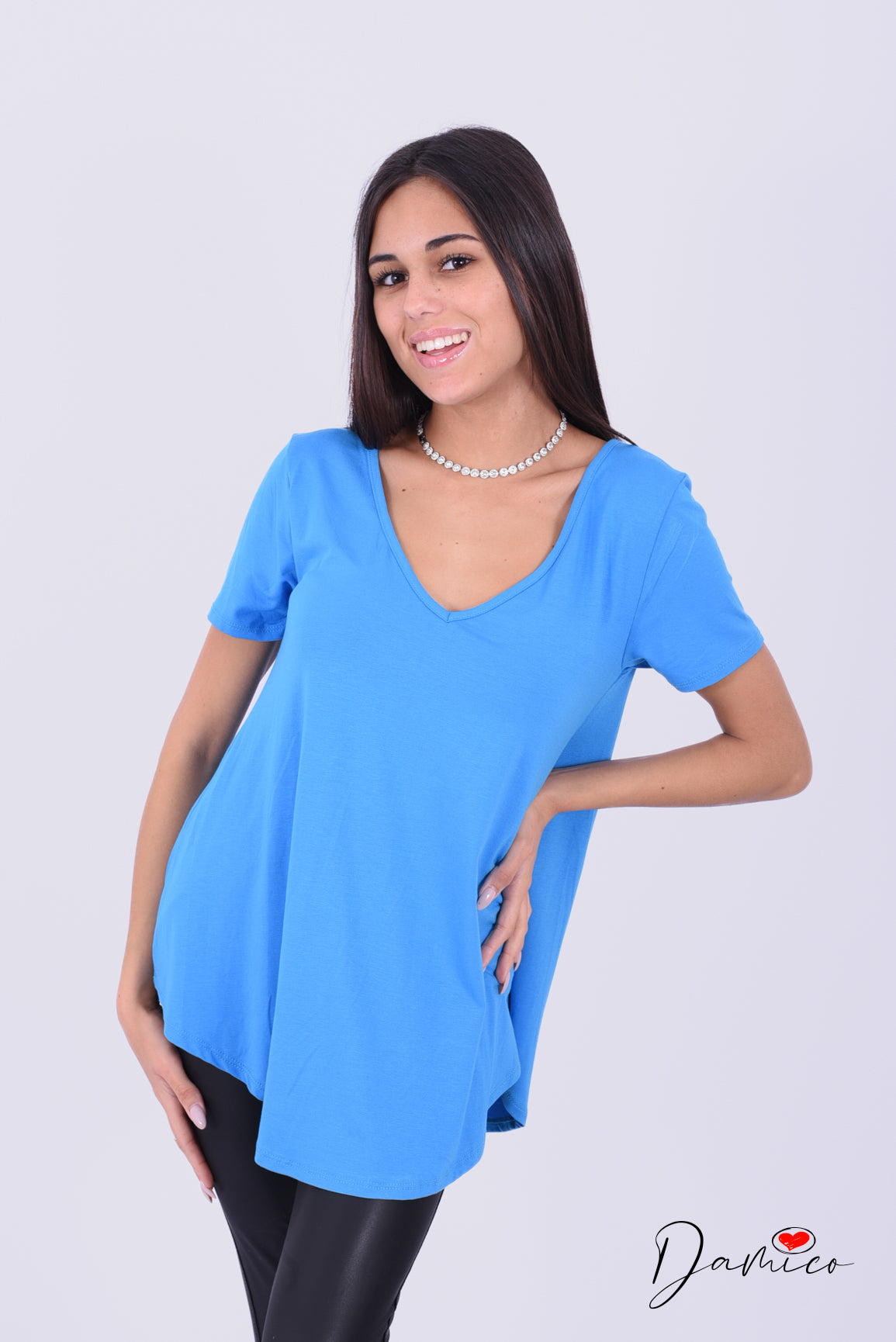 T-shirt over basica