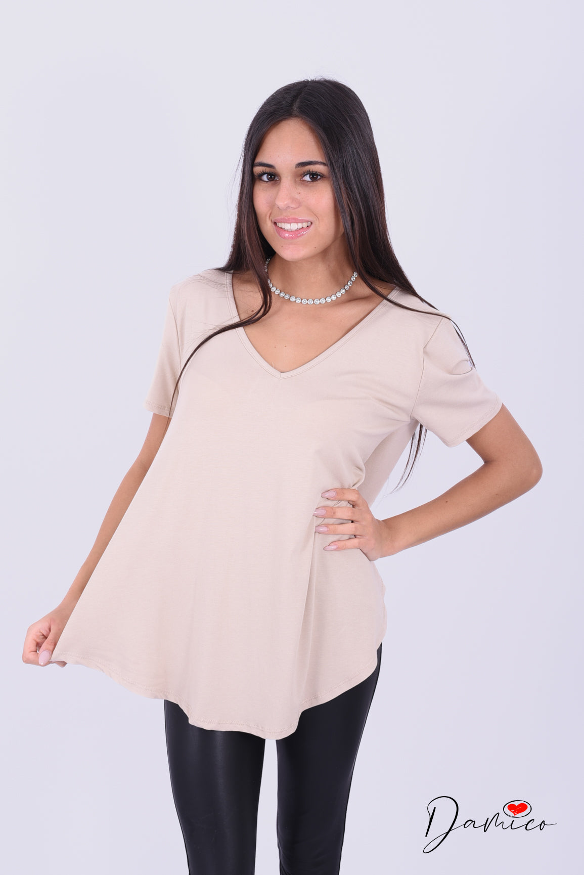 T-shirt over basica