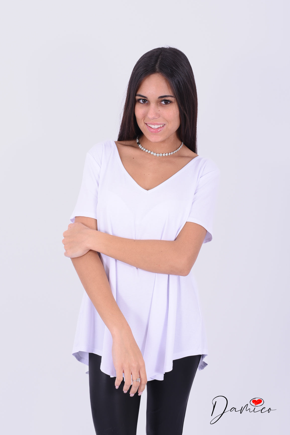 T-shirt over basica