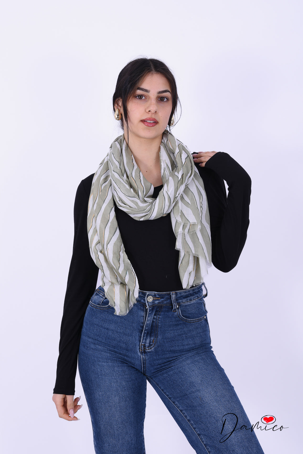 Pashmina zebrata