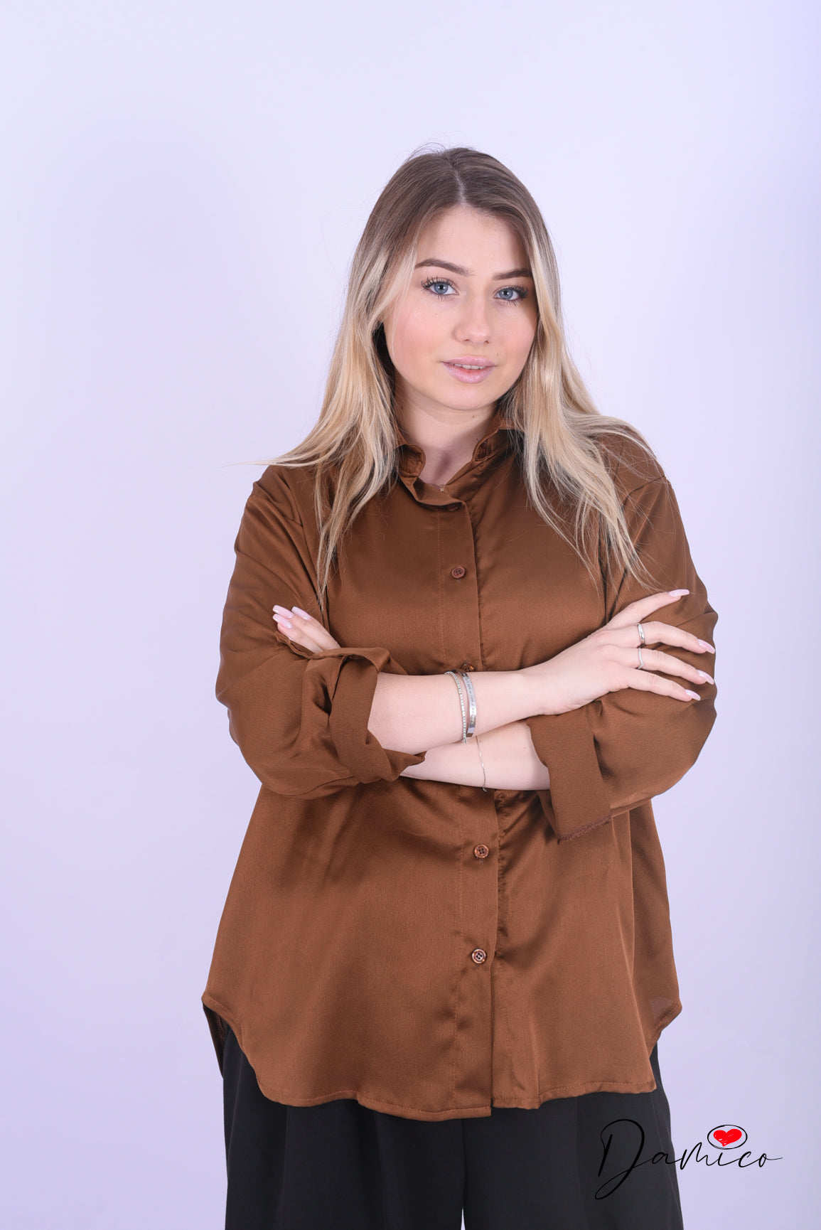 Camicia maniche ripiegate