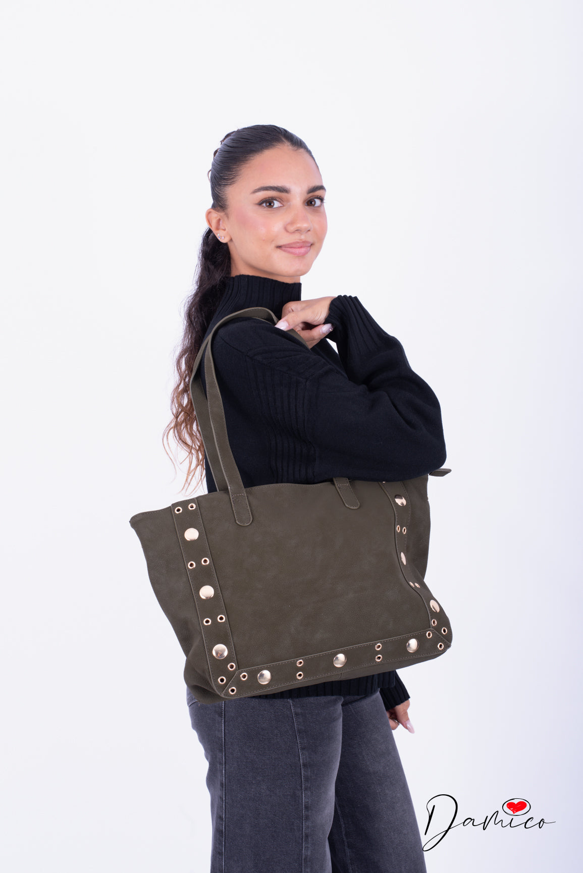 Borsa gold studs line