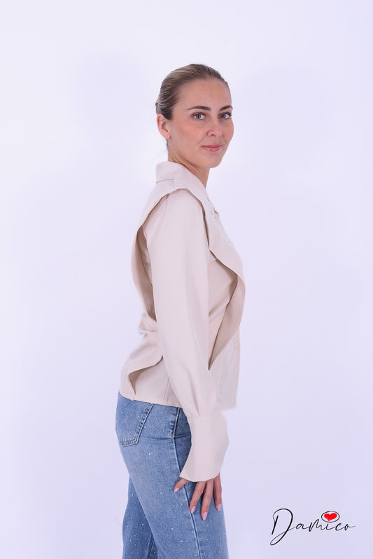 Camicia spalline sporgenti