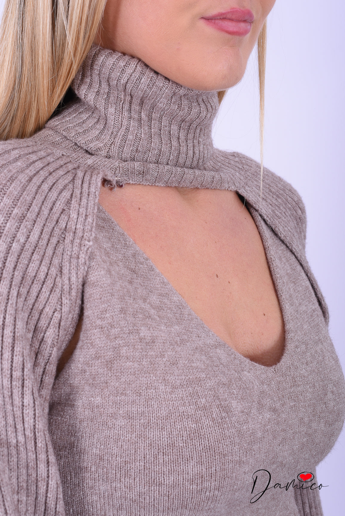 Twinset con dolcevita