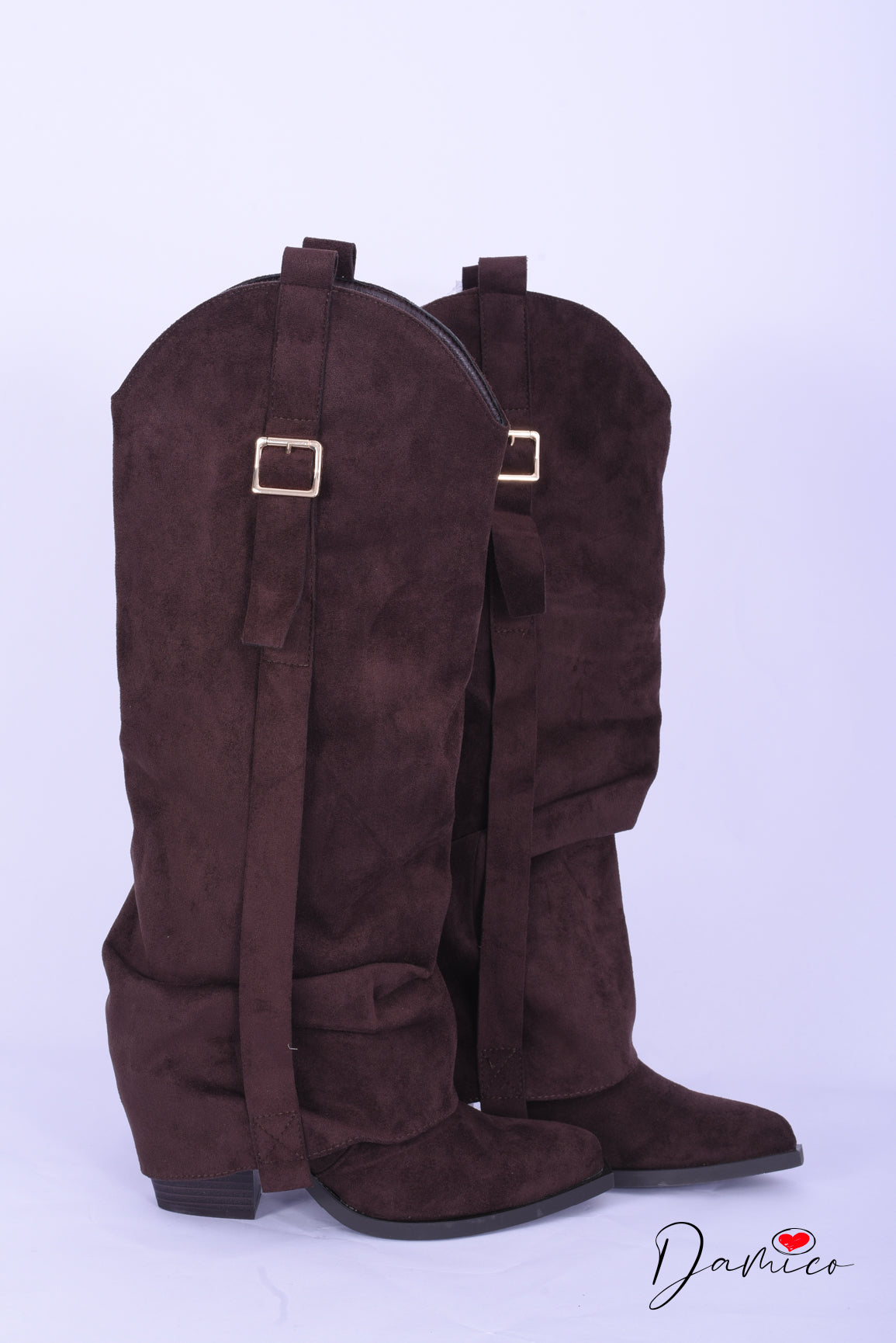 Stivali suede risvoltone con fibbia