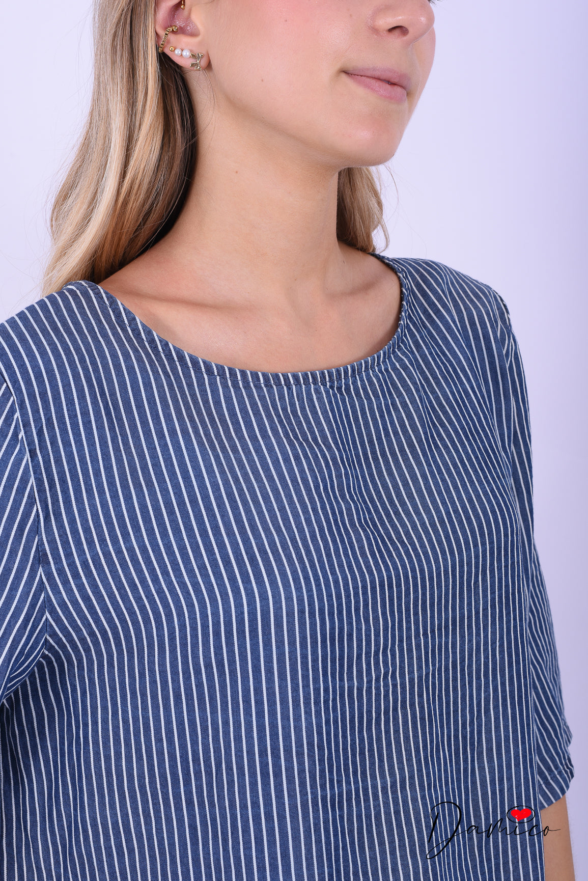 Blusa mc gessato bottoncini sul retro