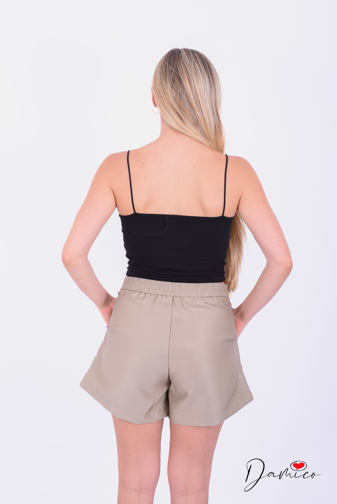 Shorts farfalla