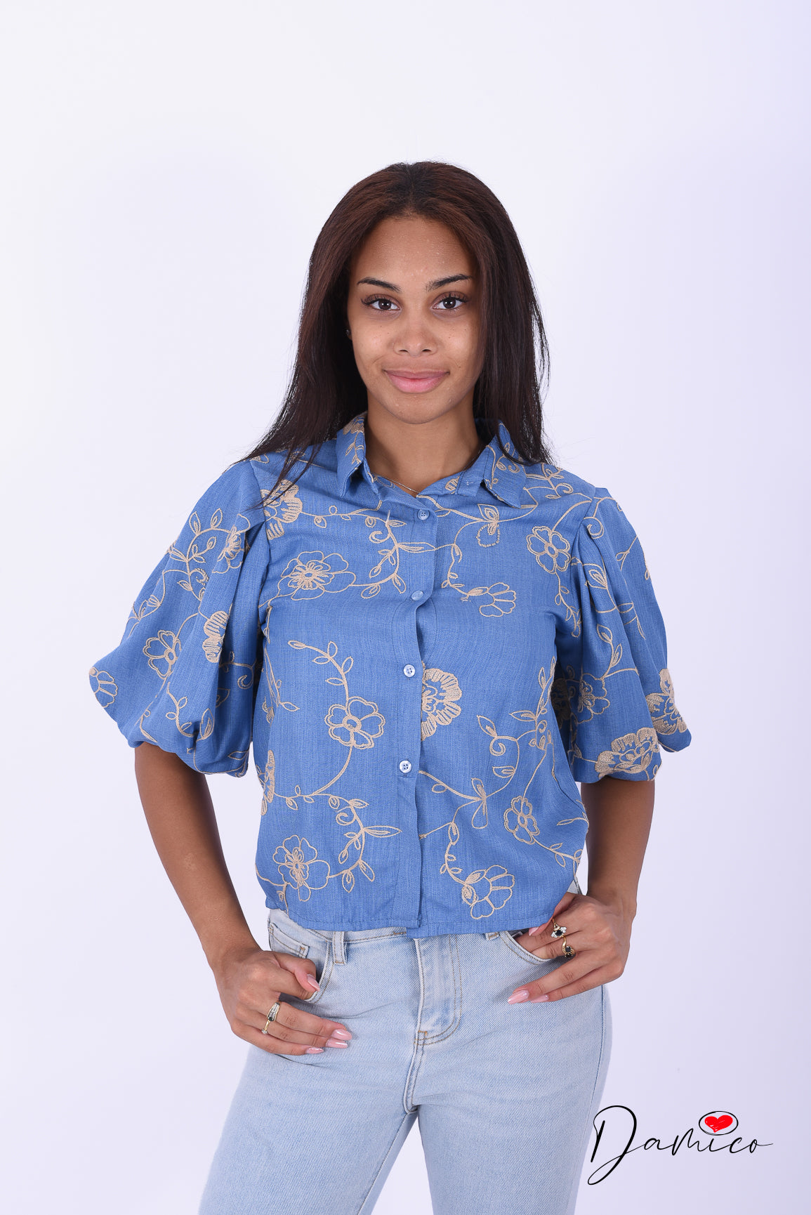 Camicia mc a palloncino fiori ricamati
