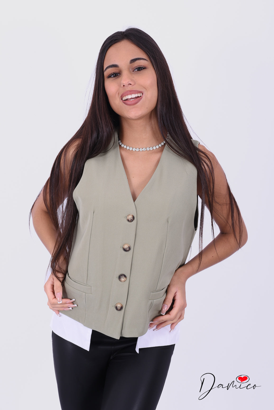 Gilet quattro bottoni