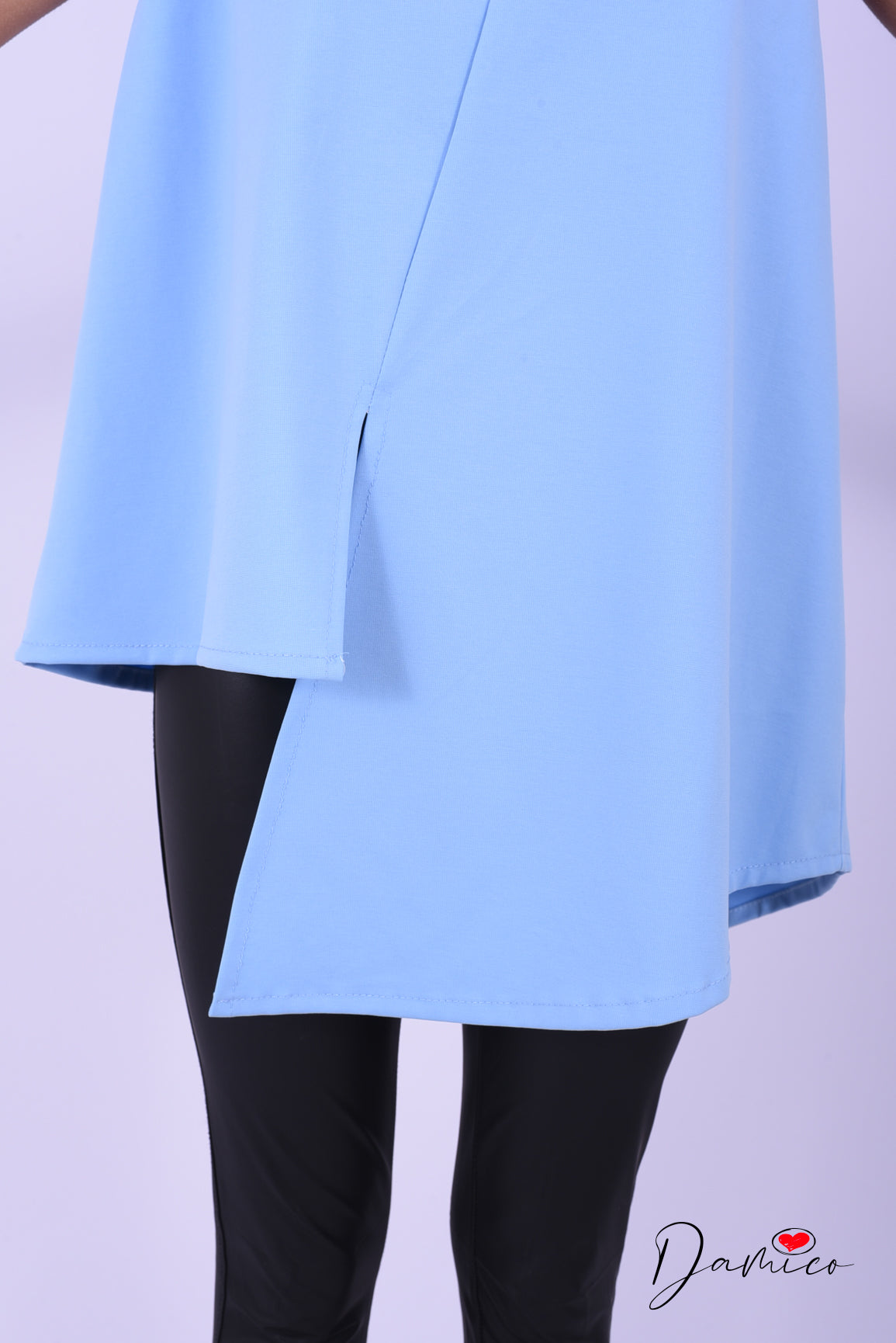 Blusa smanicata svasata