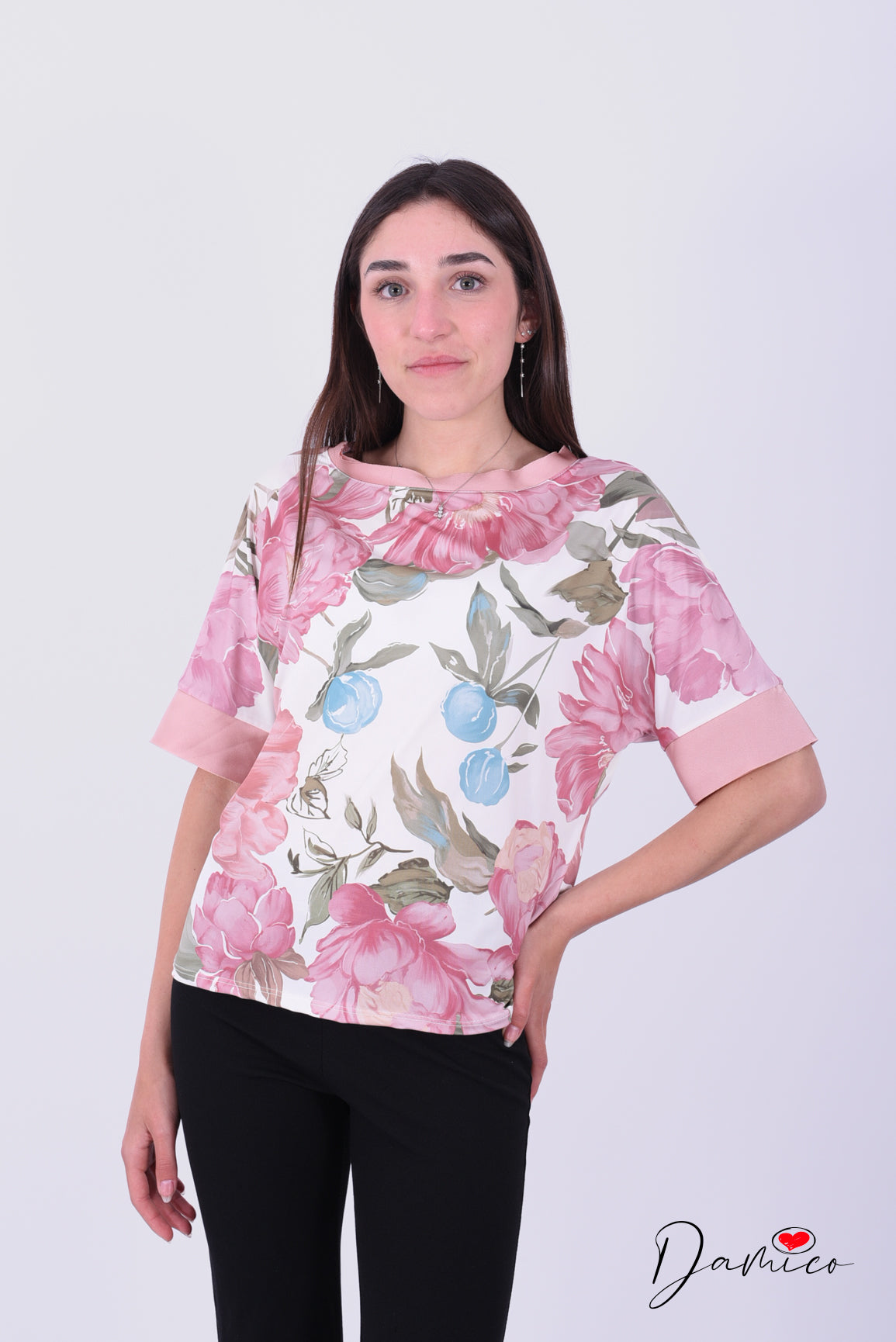 Blusa fiori con bordo