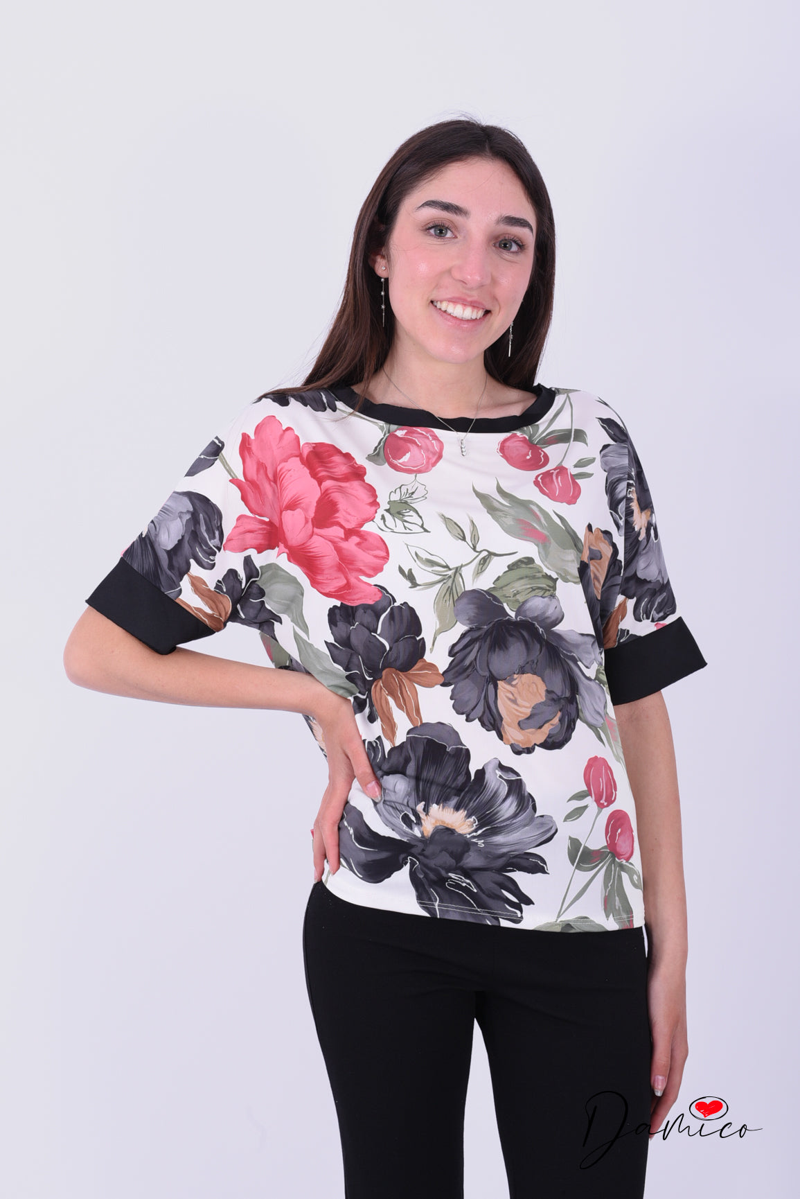 Blusa fiori con bordo