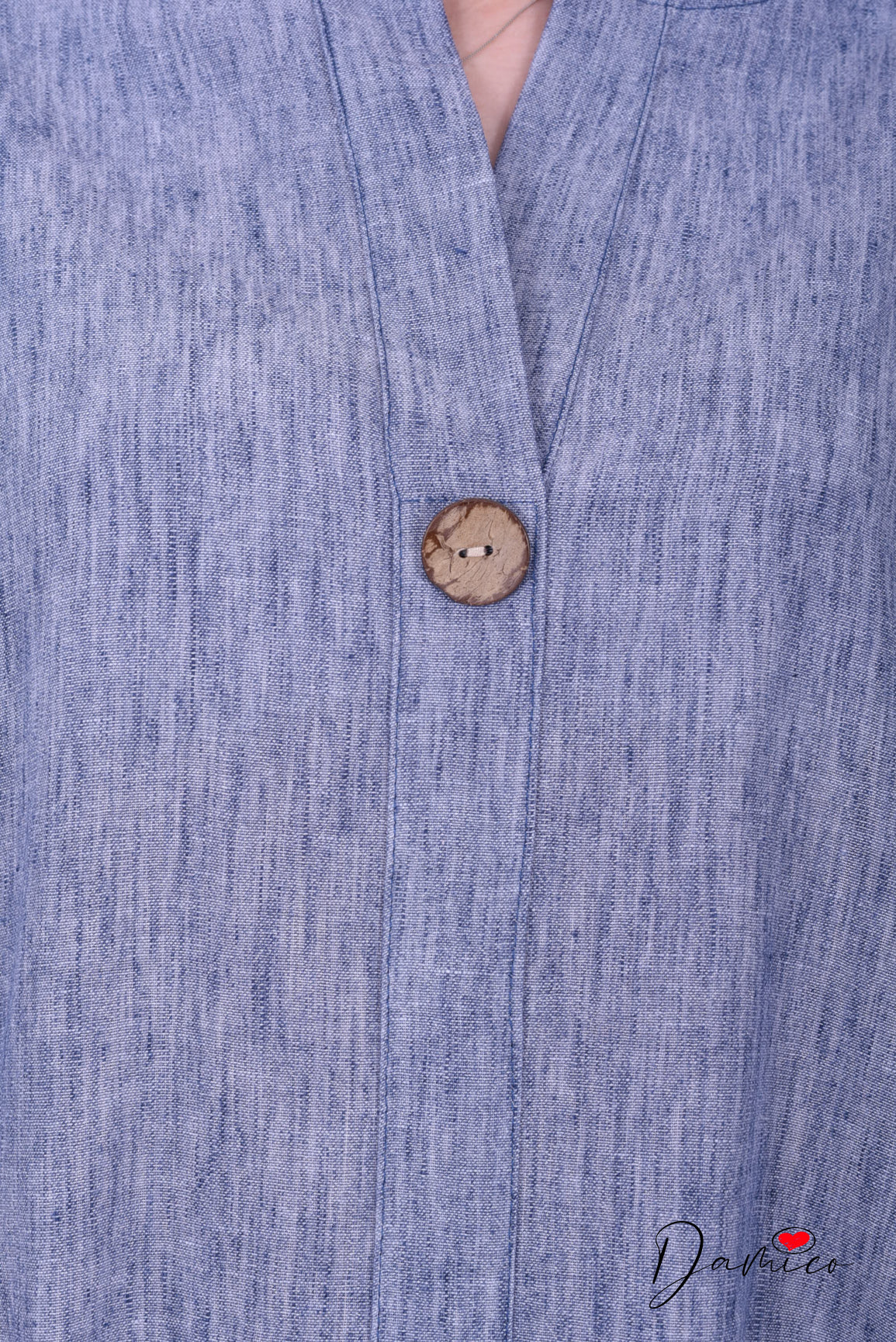 Blusa a V con bottone
