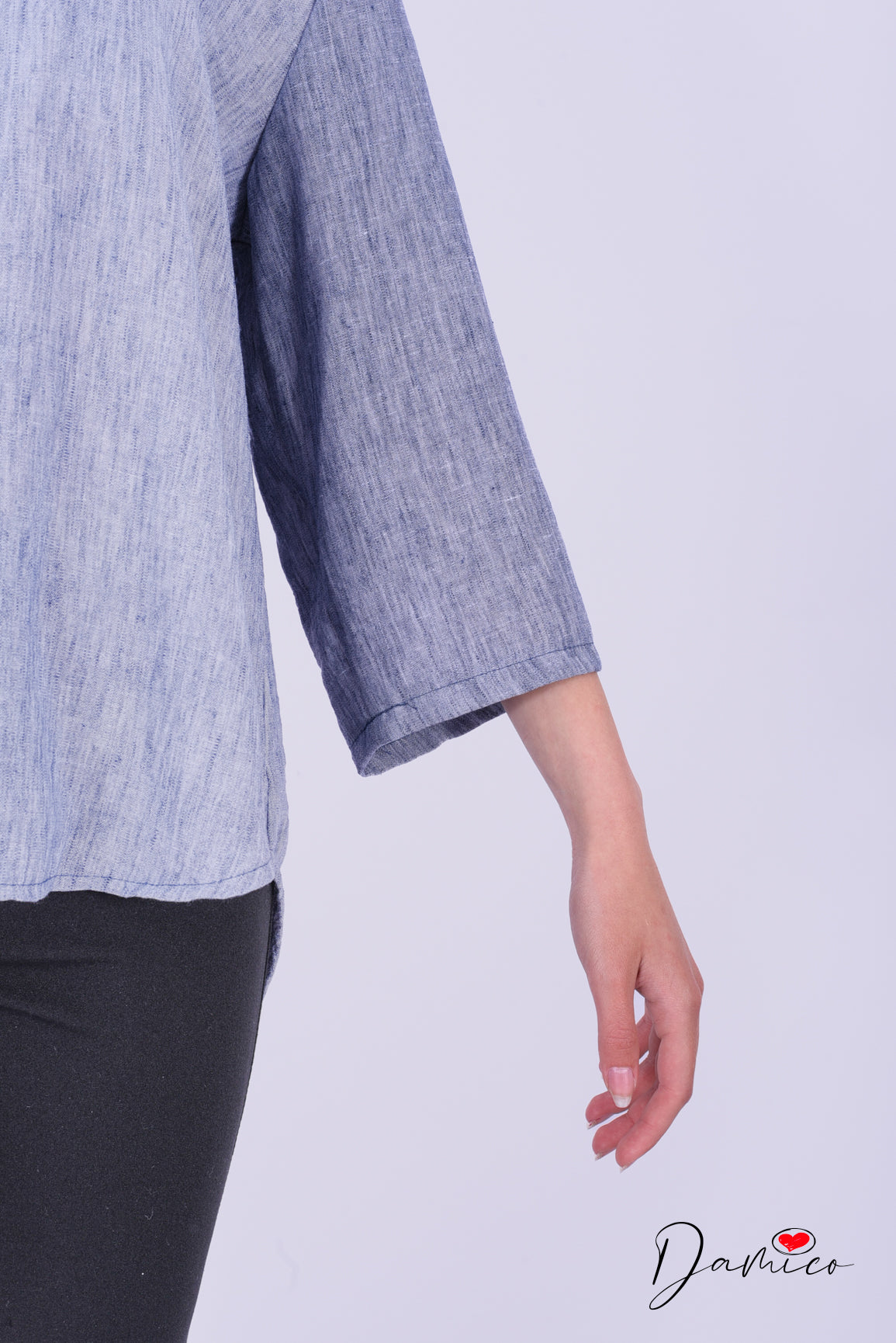 Blusa a V con bottone