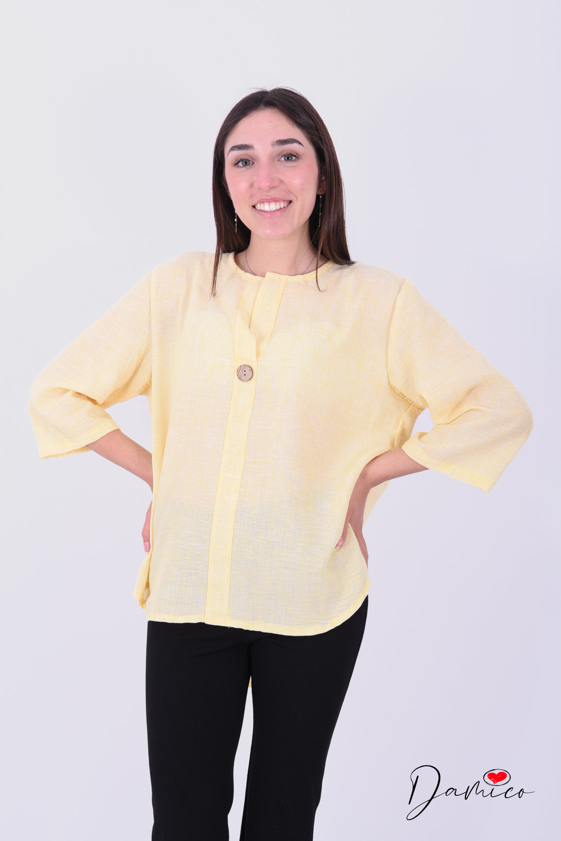 Blusa a V con bottone