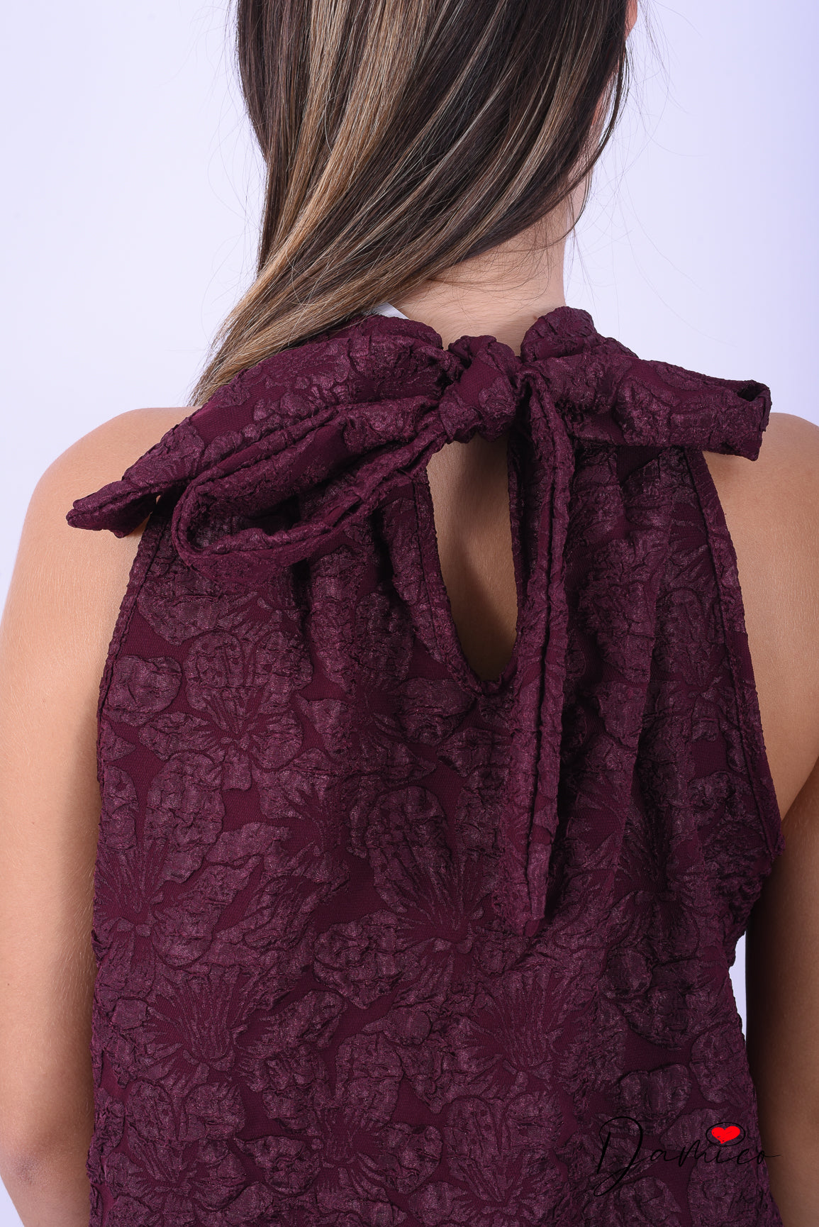 Canotta halter A jacquard cloqué