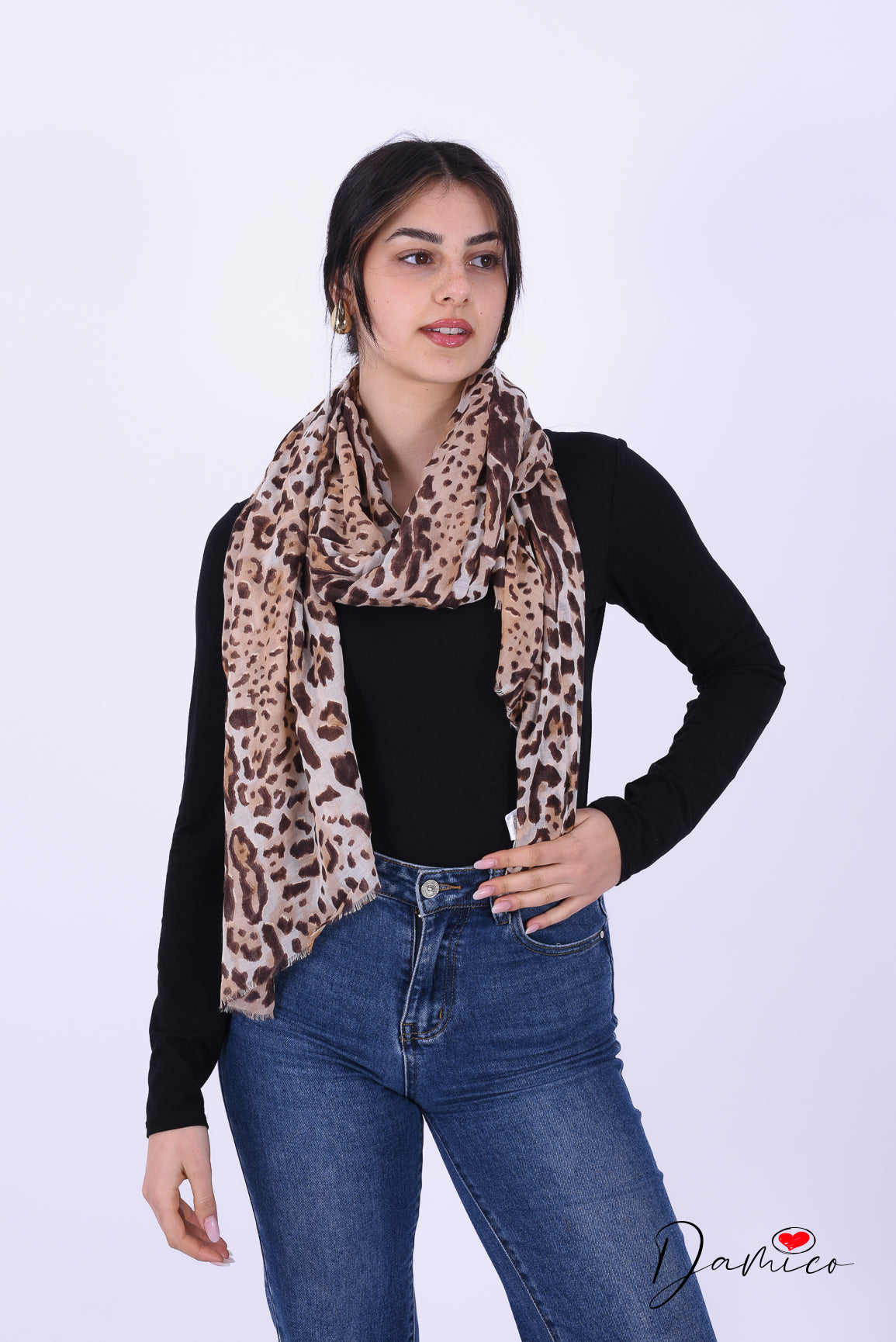 Pashmina maculata