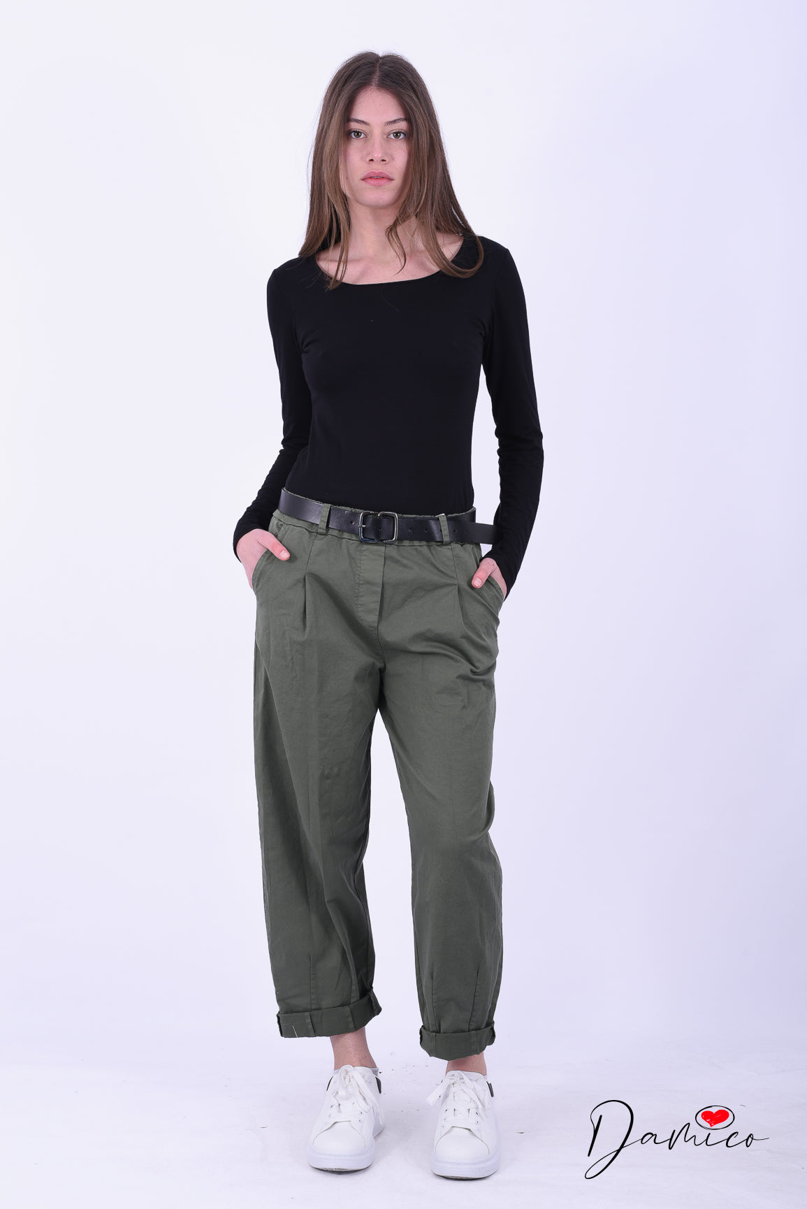 Pantaloni mom fit pinces