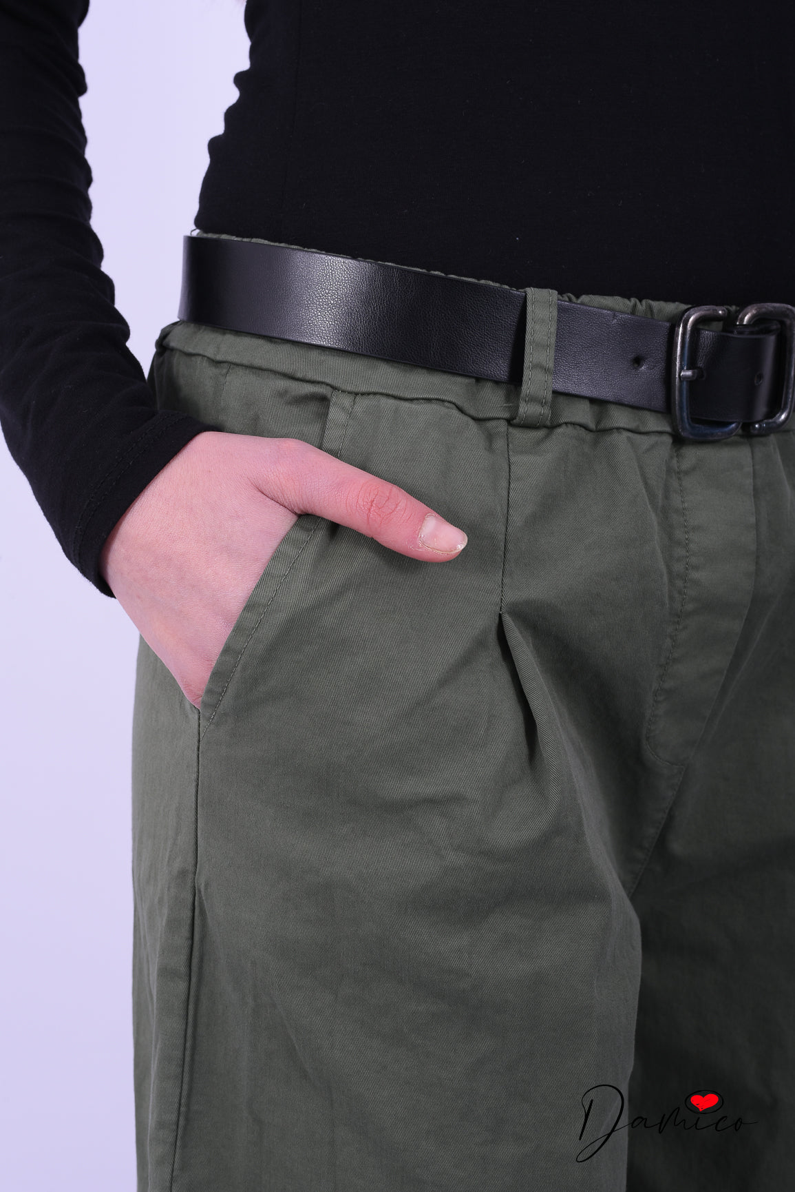 Pantaloni mom fit pinces