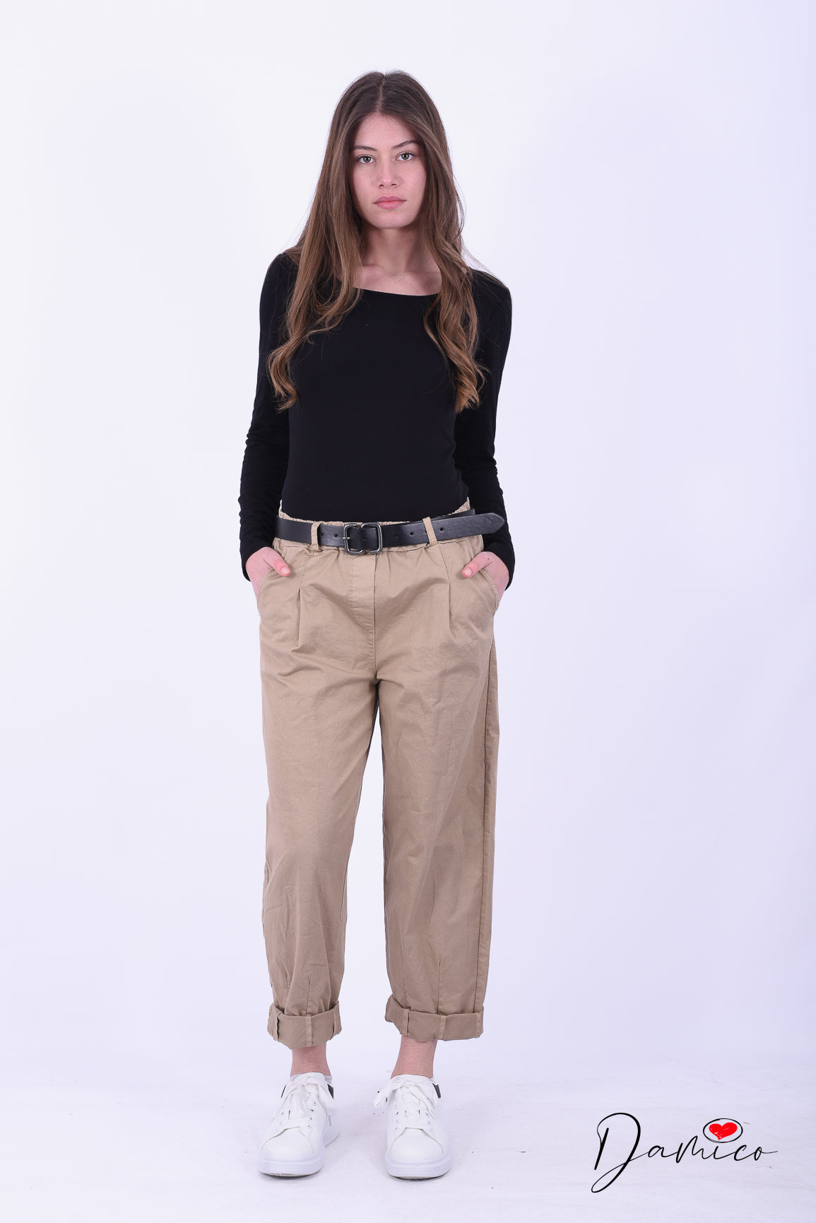 Pantaloni mom fit pinces