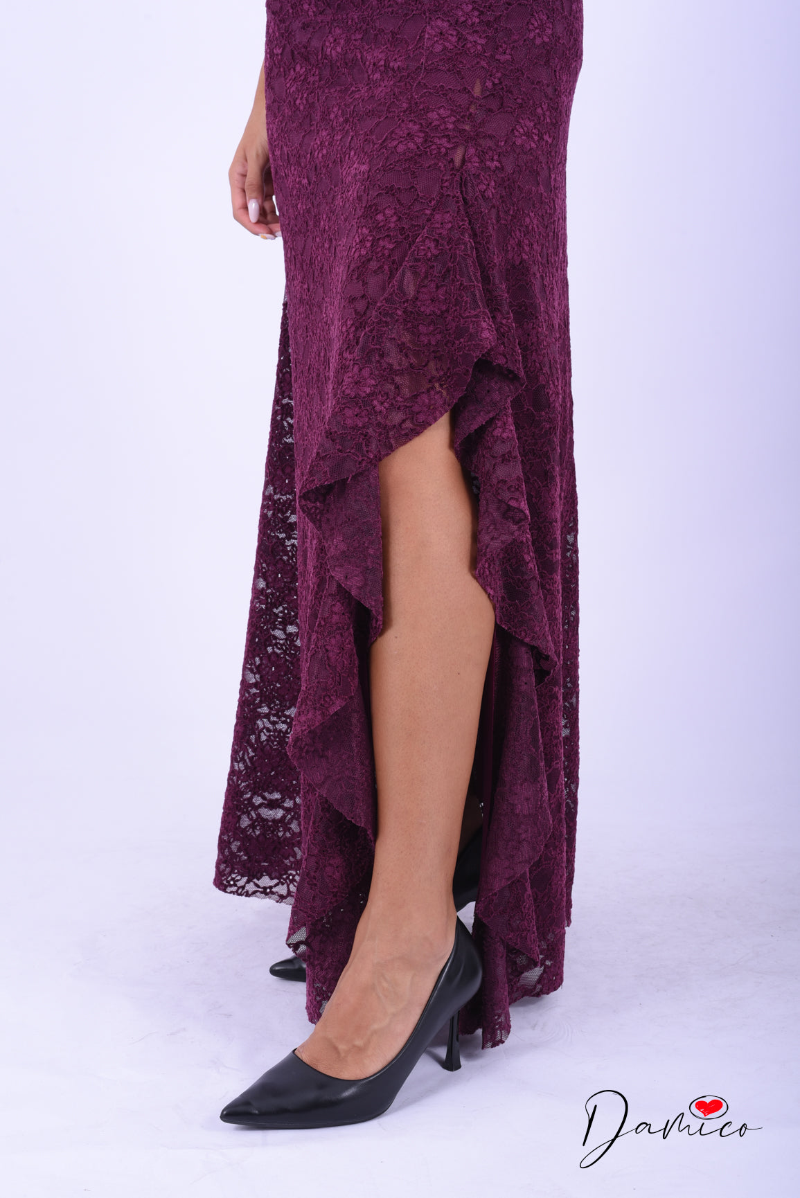 Abito guipure backless spacco volant