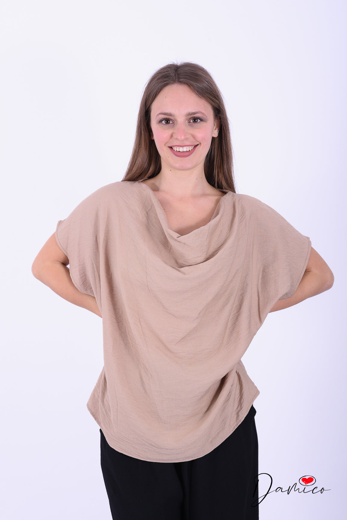 Blusa mc scollo a cascata