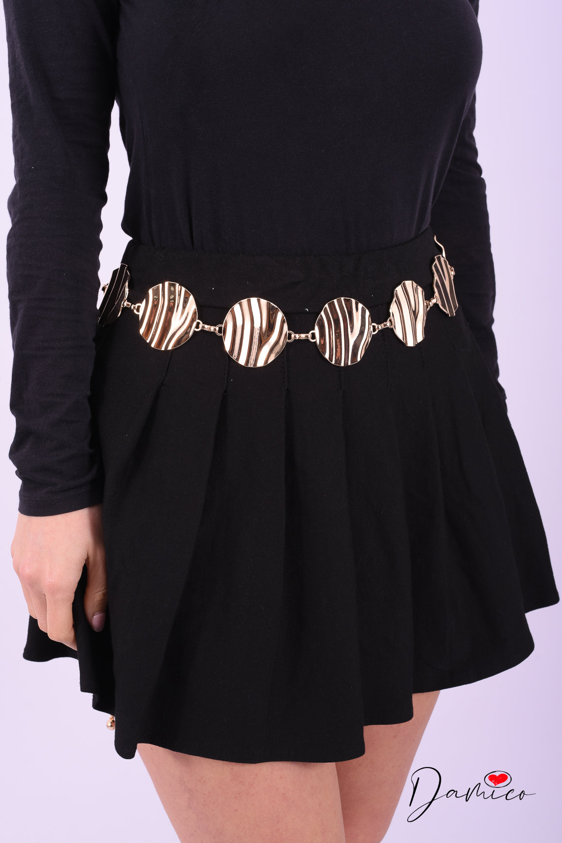 Hammered circle belt