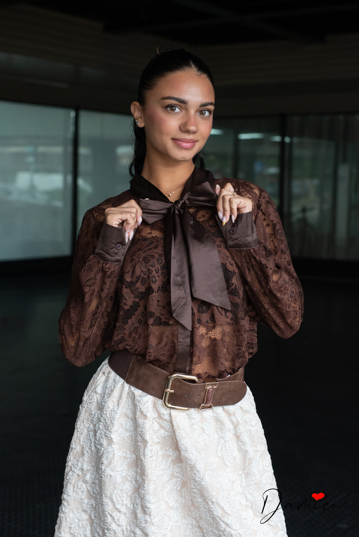 Camicia in pizzo con fusciacca