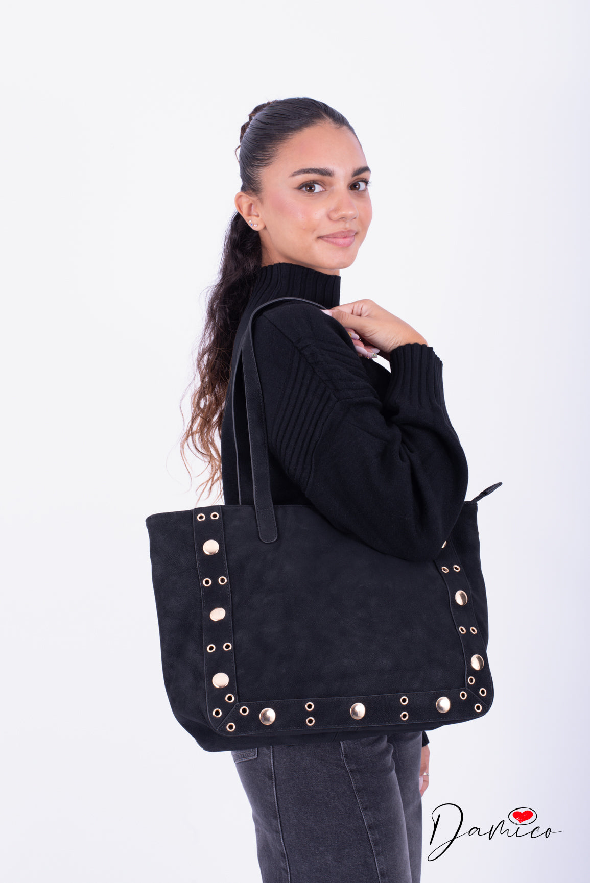 Borsa gold studs line