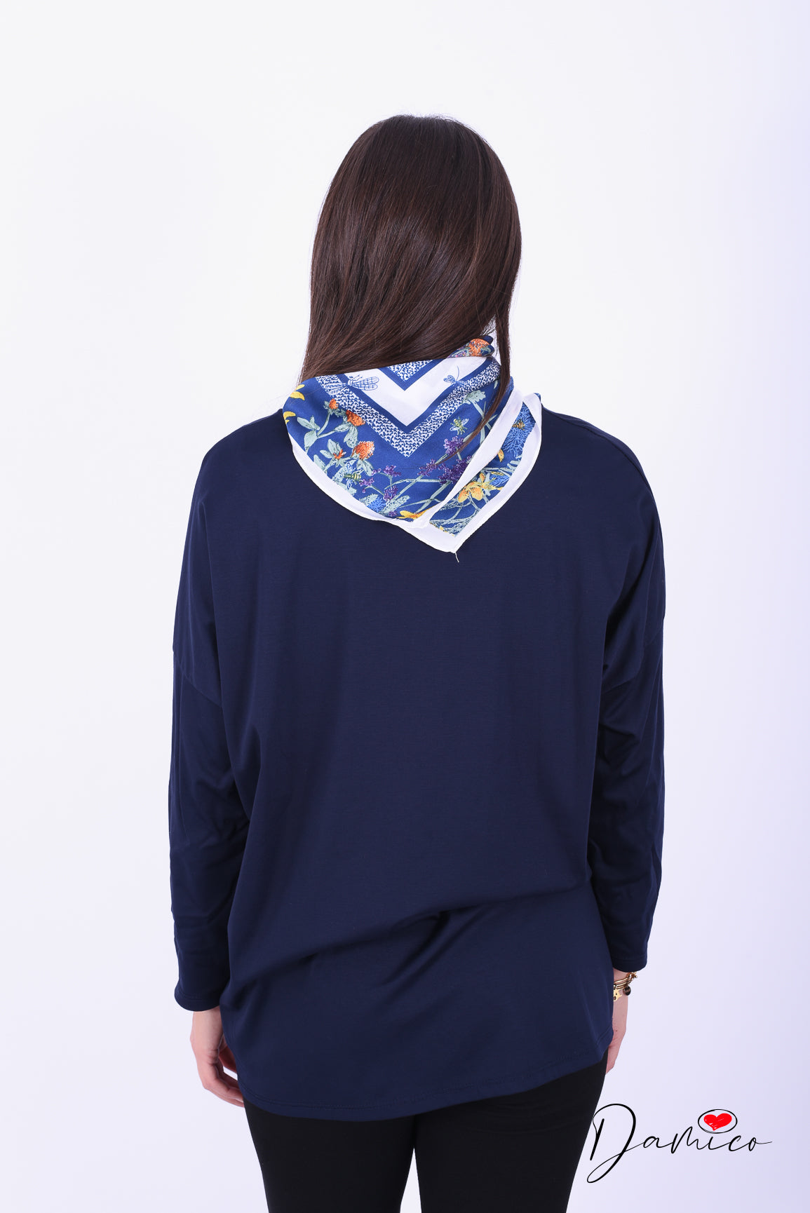 Maglia con foulard