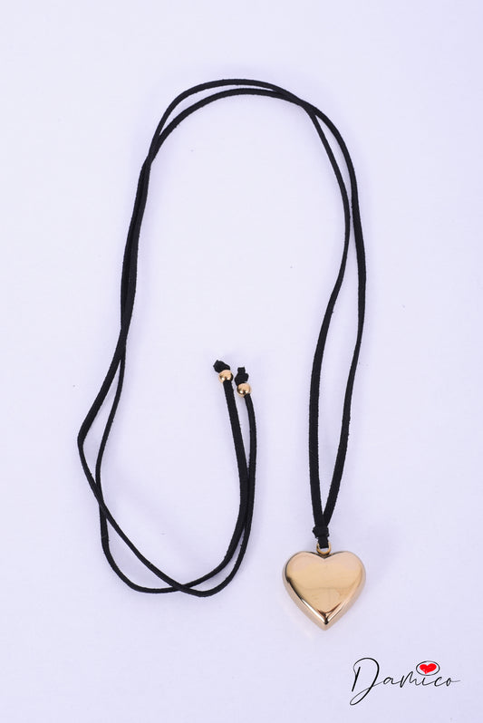 Collana filo suede e cuoricino