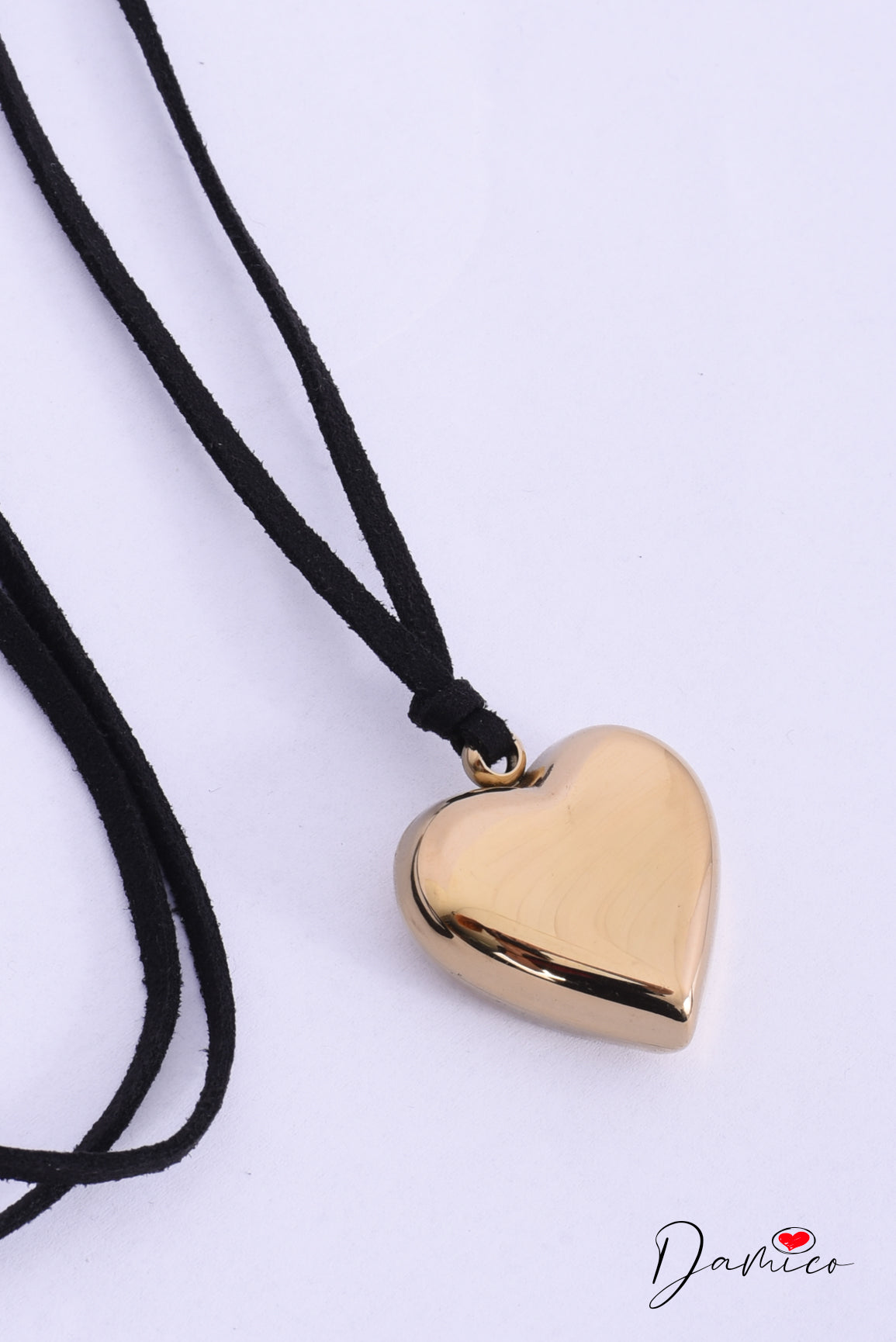 Collana filo suede e cuoricino