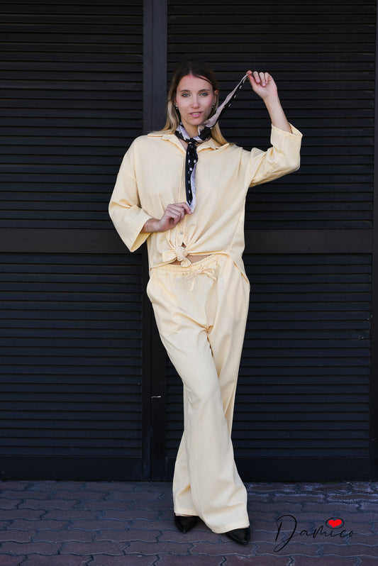 Coordinato camicia svasata e pantaloni