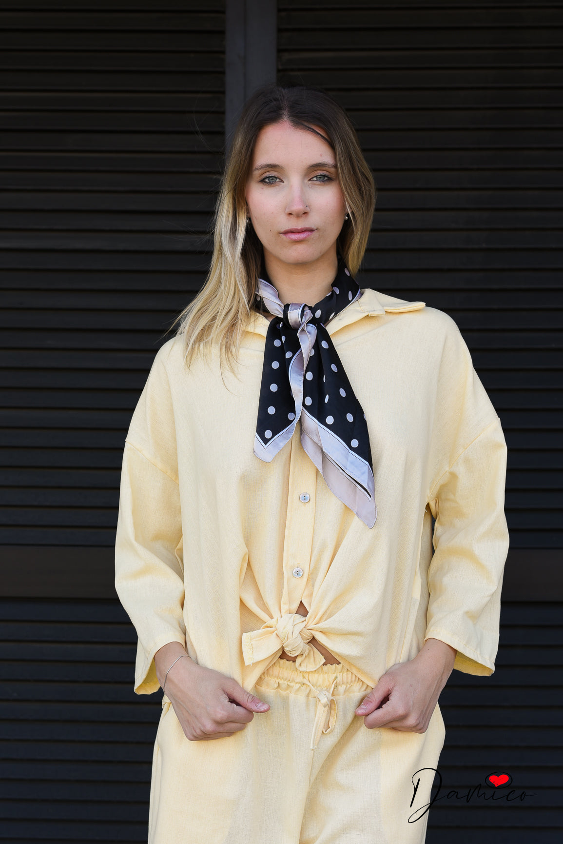 Coordinato camicia svasata e pantaloni