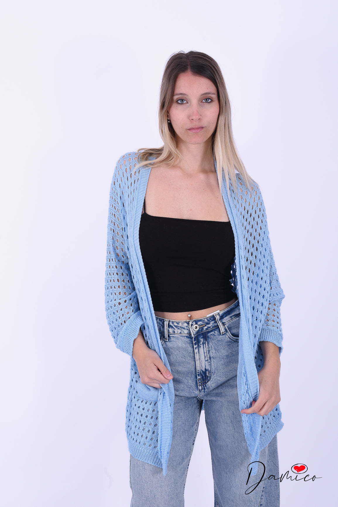 Cardigan traforato con tasche