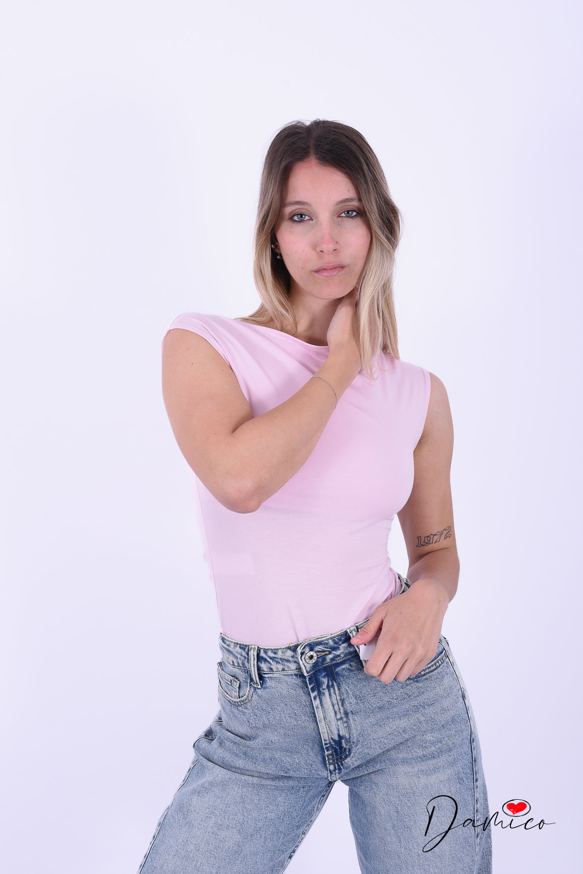 Body scollo a barca smanicato