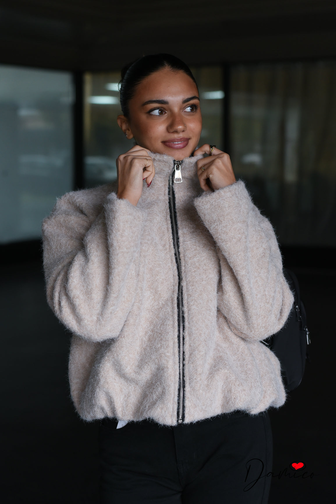 Giacca bouclè zip collo alto