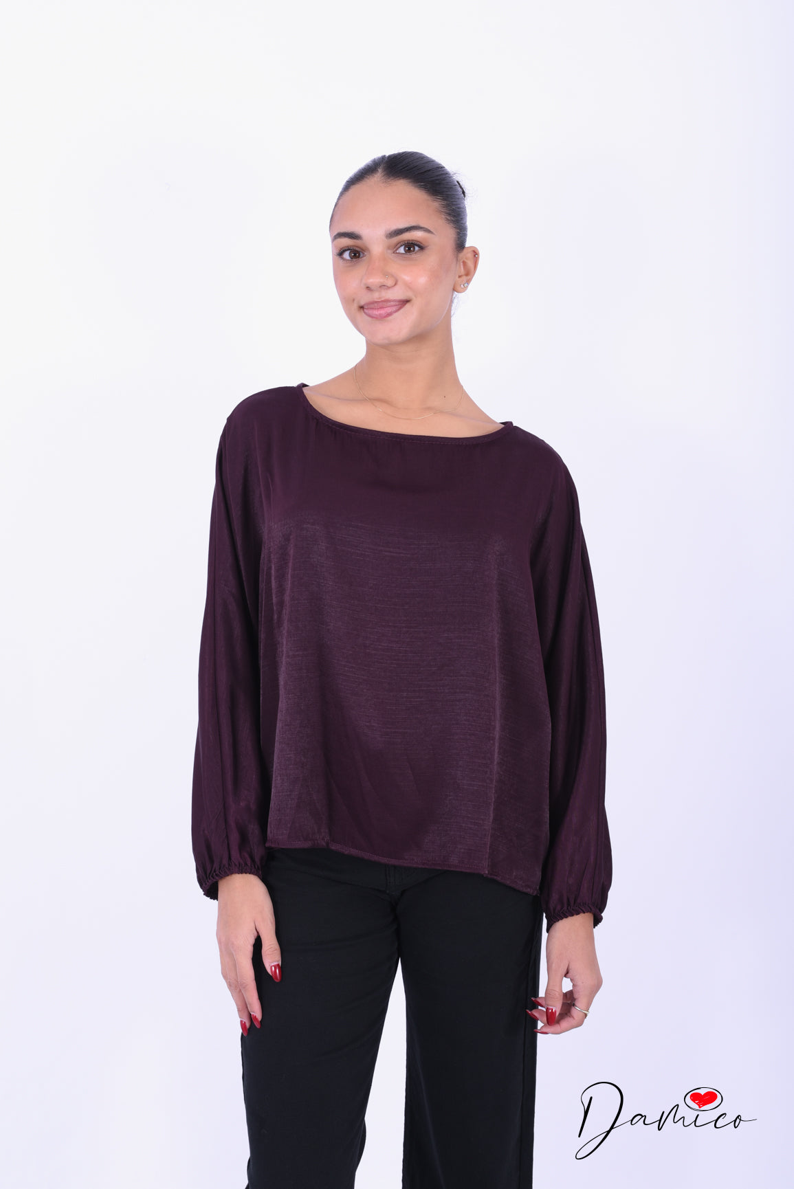 Blusa satinata pipistrello girocollo