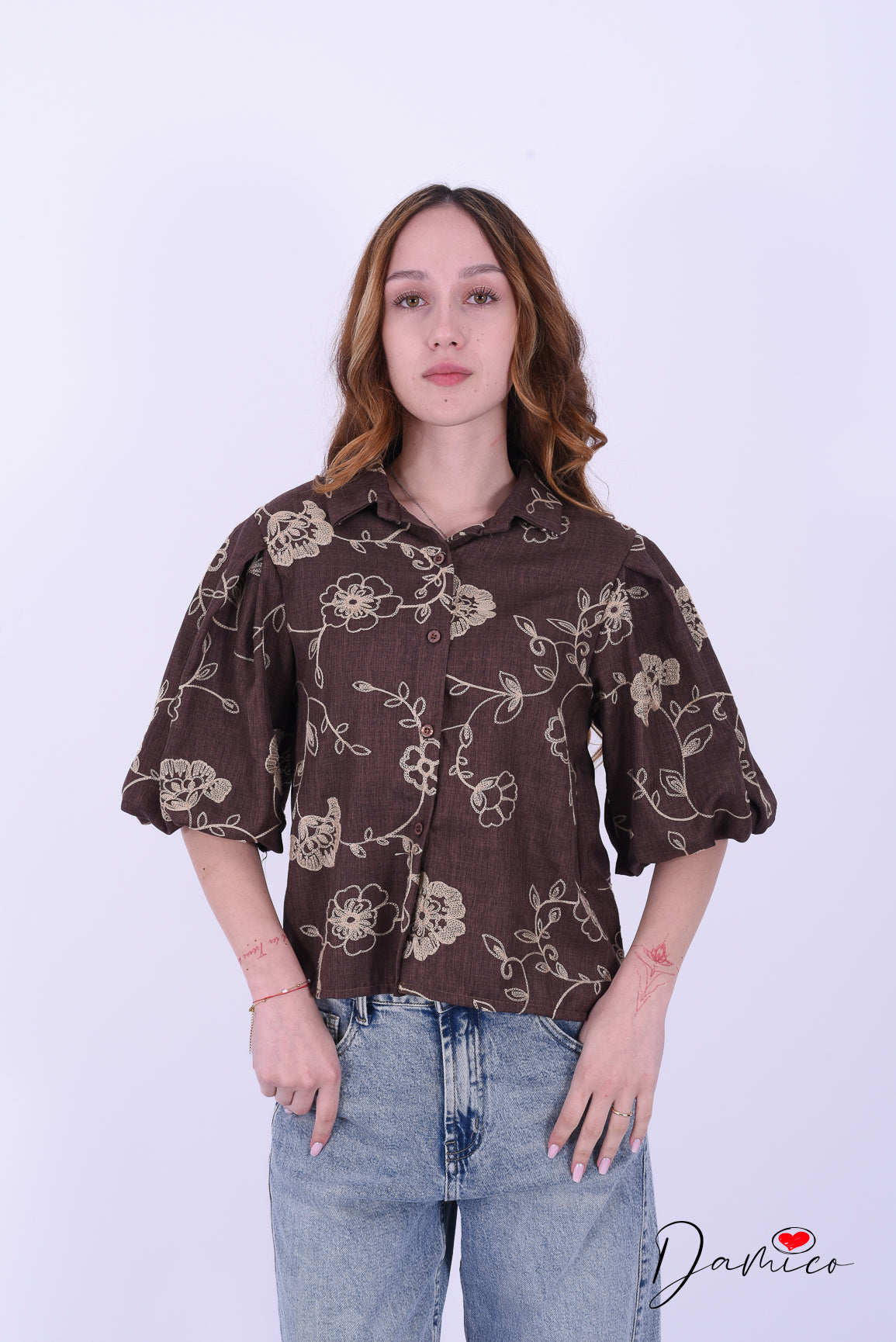 Camicia mc a palloncino fiori ricamati