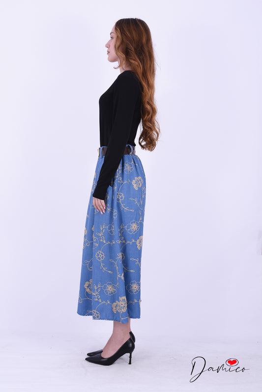 Gonna pinces fiori ricamati