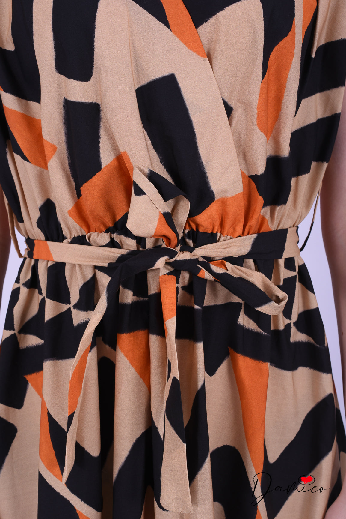 Abito manica ad aletta geo