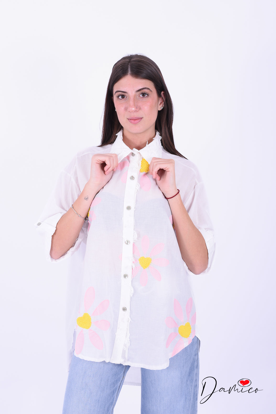 Camicia bianca torn a fiori