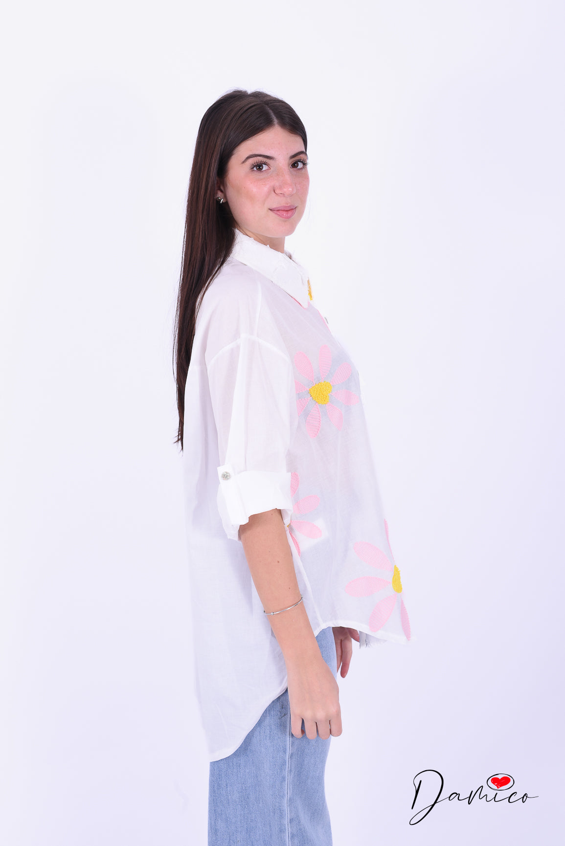 Camicia bianca torn a fiori