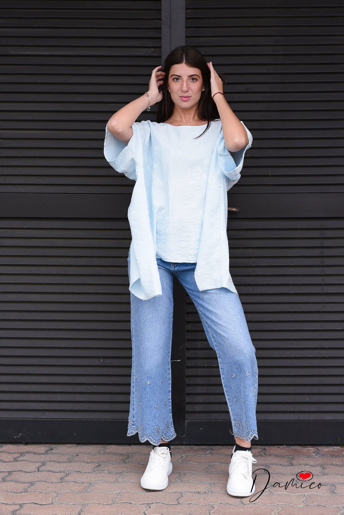 Maglia fiori in rilievo over