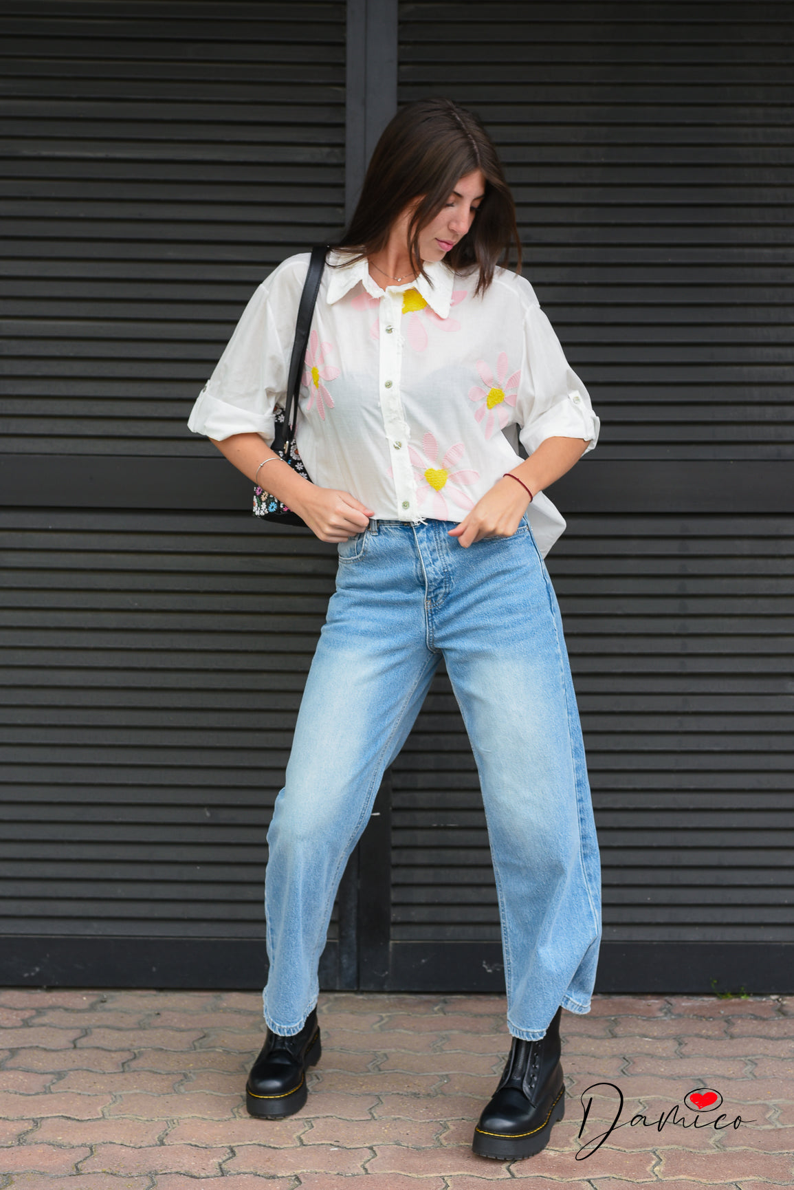 Camicia bianca torn a fiori