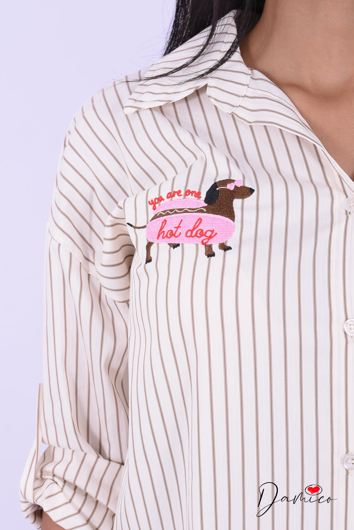 Camicia a righe con stampa cucita
