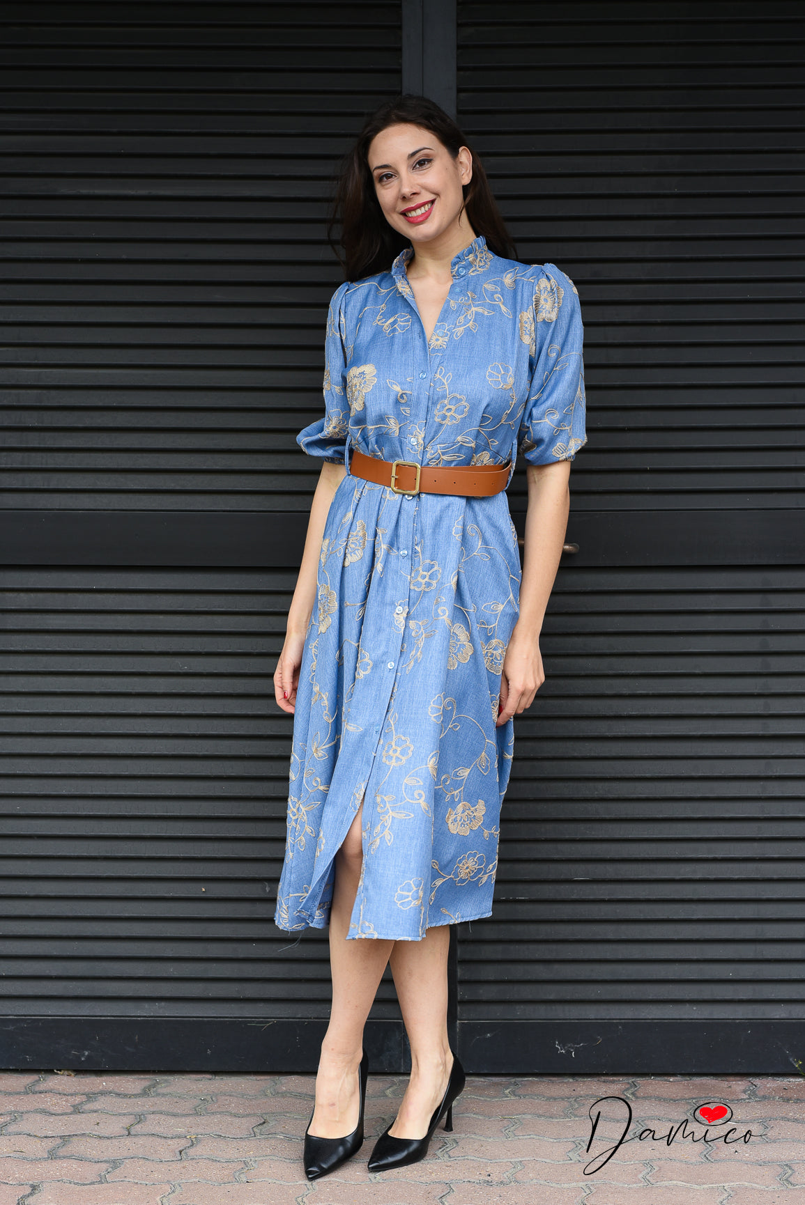Abito alla coreana fiori ricamati