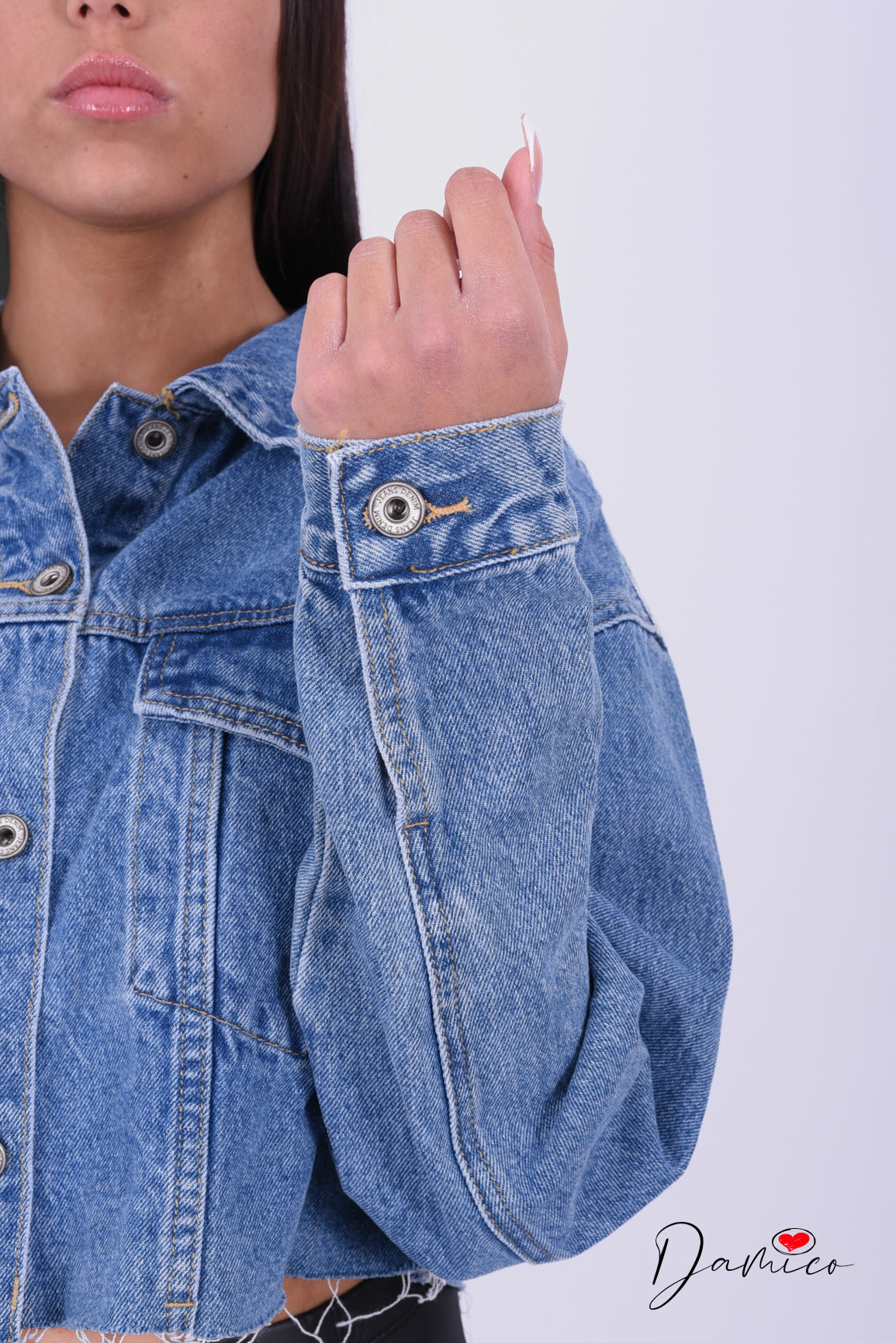 Giacca jeans fondo sfrangiato