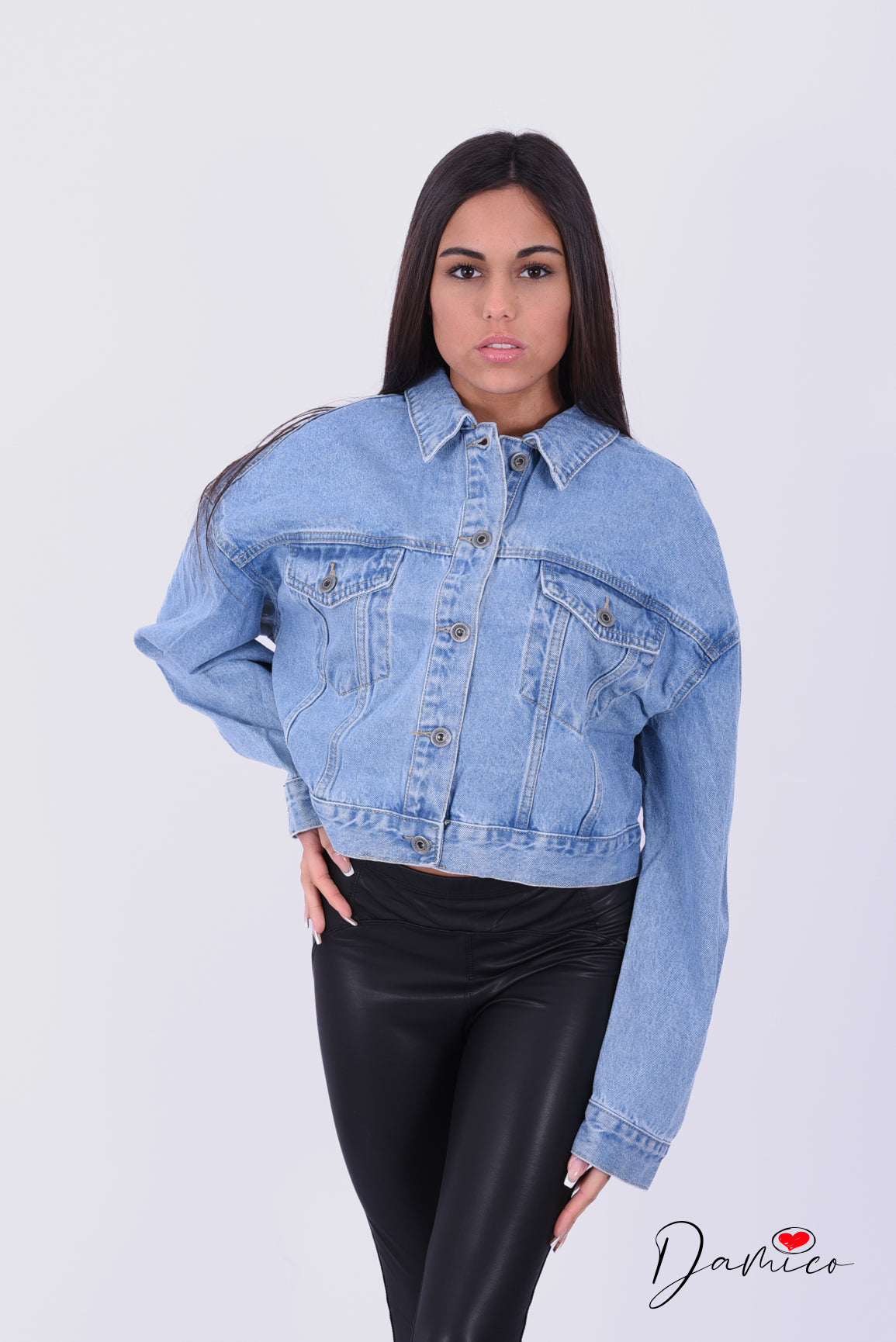 Giacca jeans rifinita con taschini