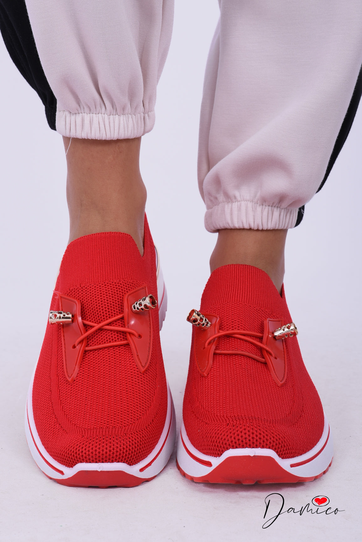 Sneakers slip on shine line
